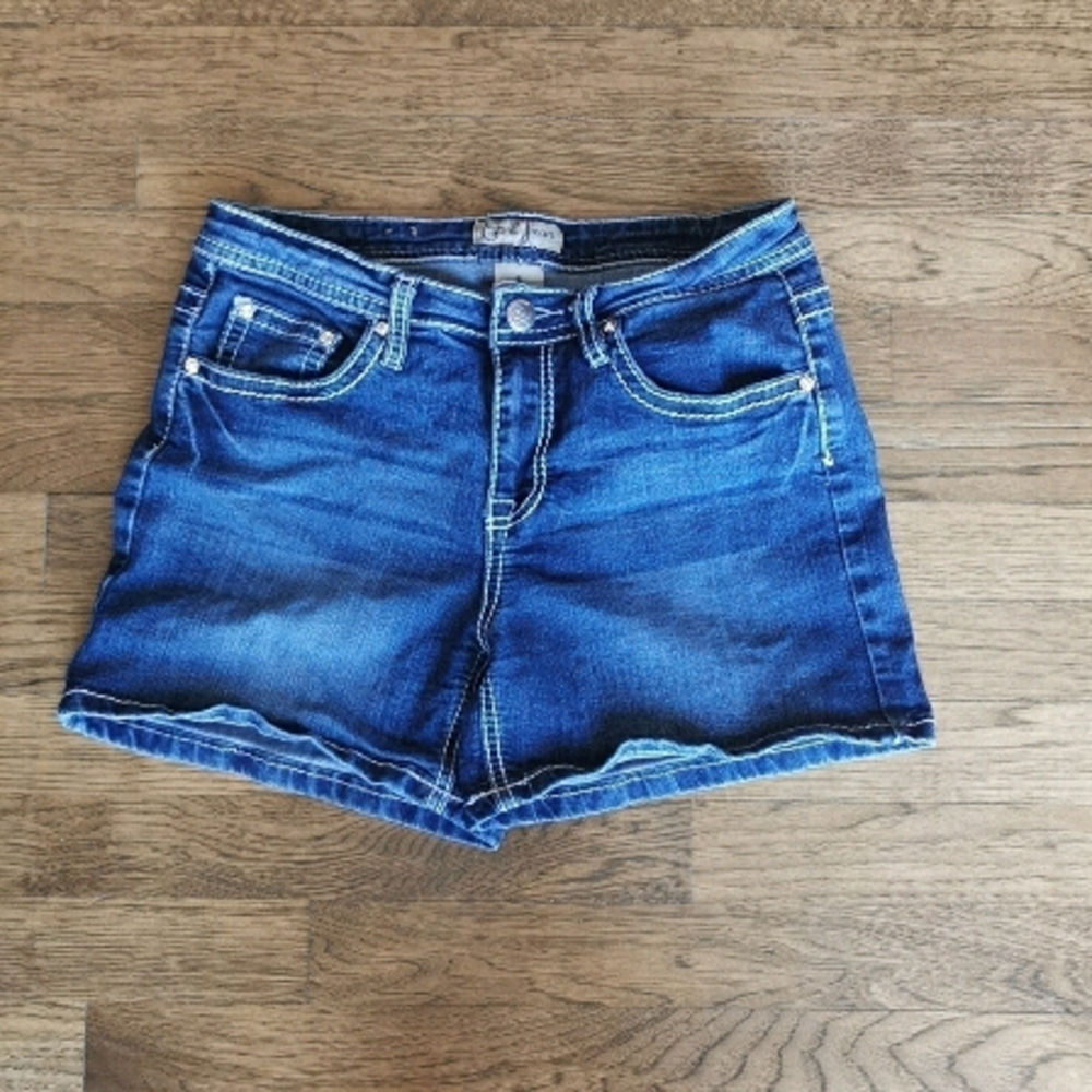 𝅺Earl Denim Shorts Rhinestones Faded 6